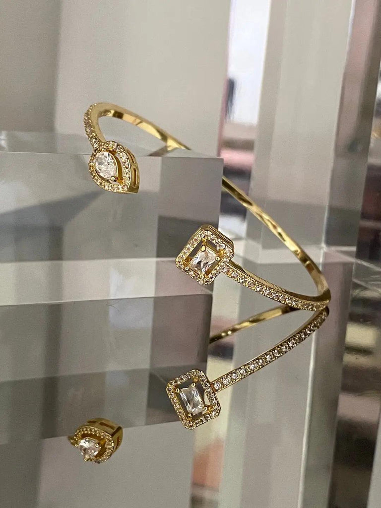 MADONNA GOLD Crystal Cuff - Saint Luca Jewelry
