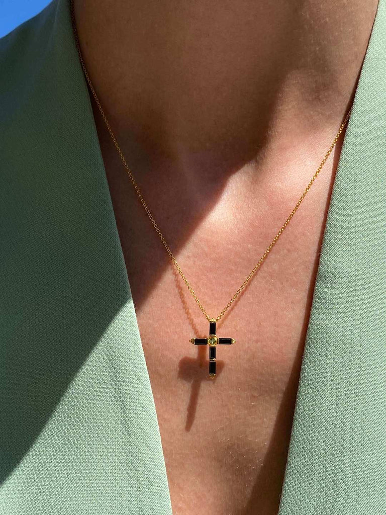 18K MAIORI BLACK de Symphony Couture Gold Dangle Cross Necklace - Saint Luca Jewelry