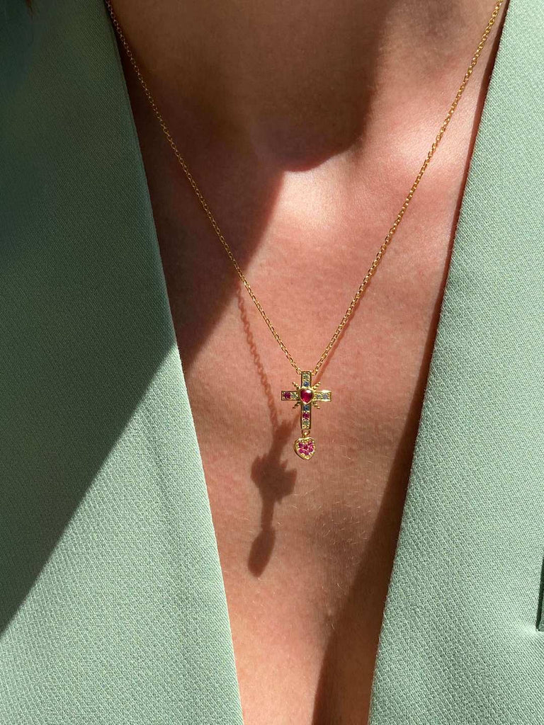 18K SCARLET AMORA de Symphony Couture Gold Dangle Cross Necklace - Saint Luca Jewelry